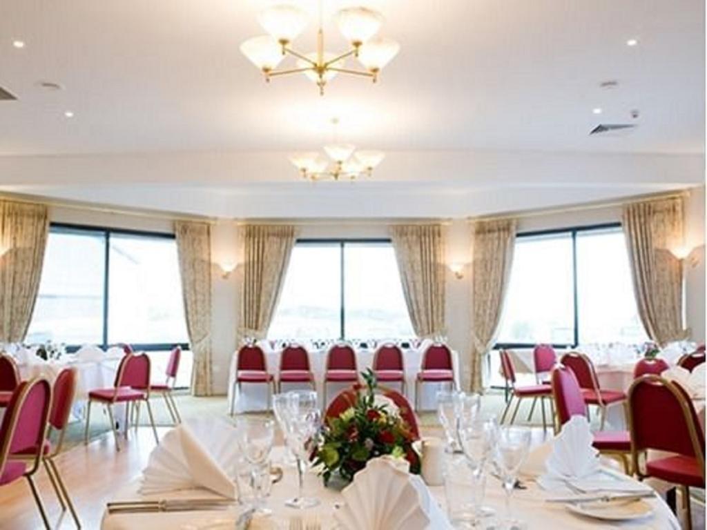 Malin Court Hotel And Restaurant 에어 외부 사진