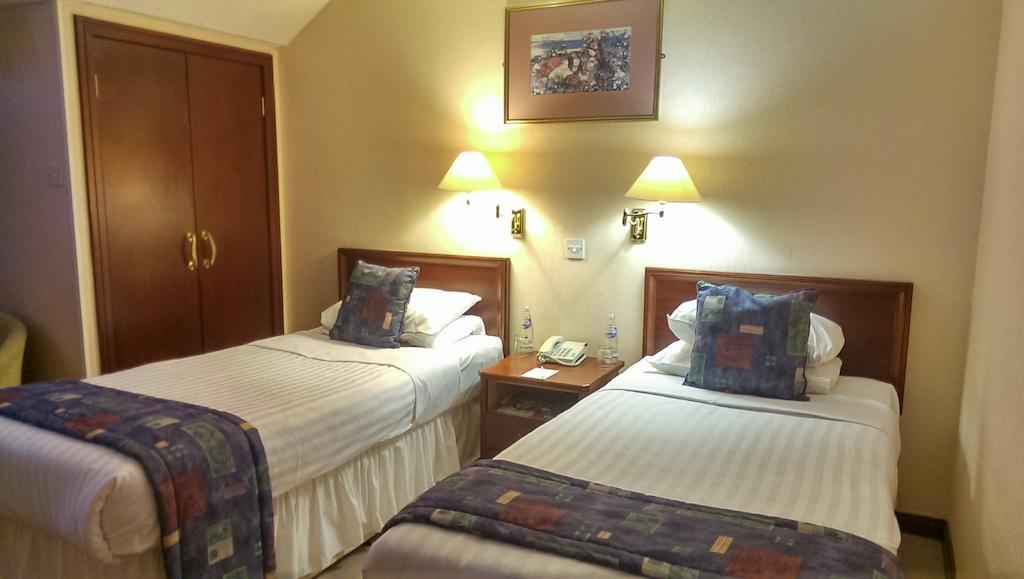 Malin Court Hotel And Restaurant 에어 객실 사진